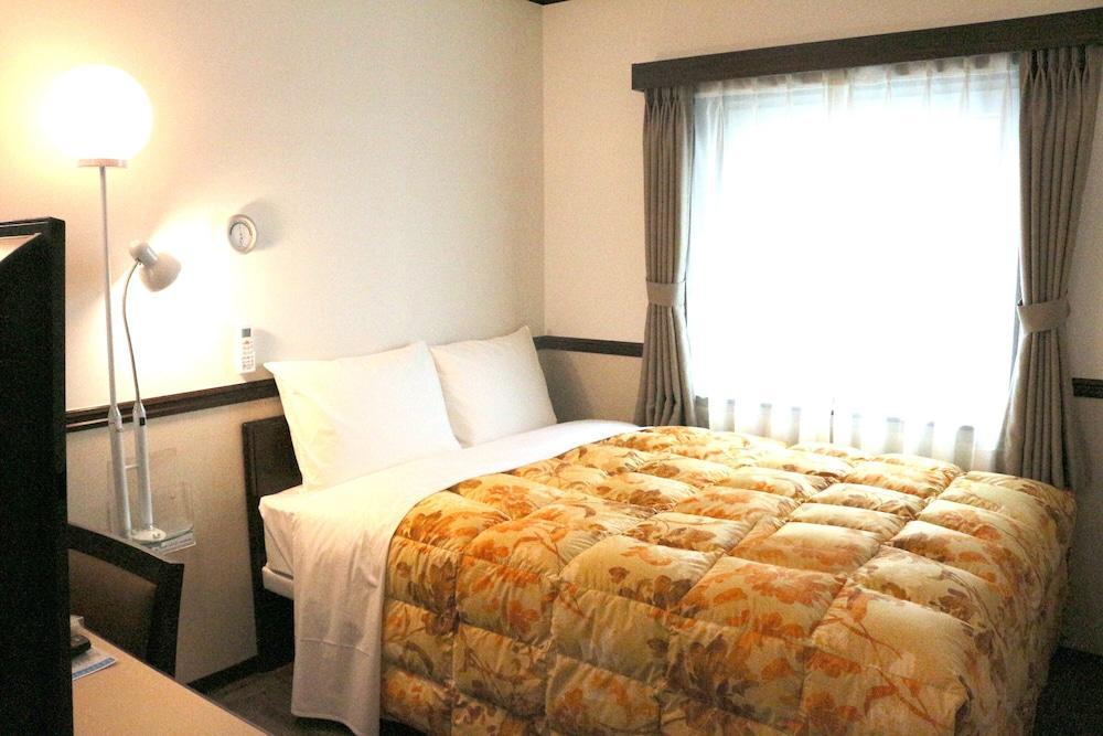 Toyoko Inn Maibara Eki Shinkansen Nishi Guchi Exterior foto